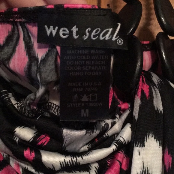 Wet Seal beaded halter top - Picture 4 of 4